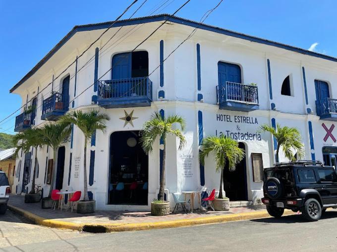 Estrella Beachfront Hotel サン・フアン・デル・スル エクステリア 写真