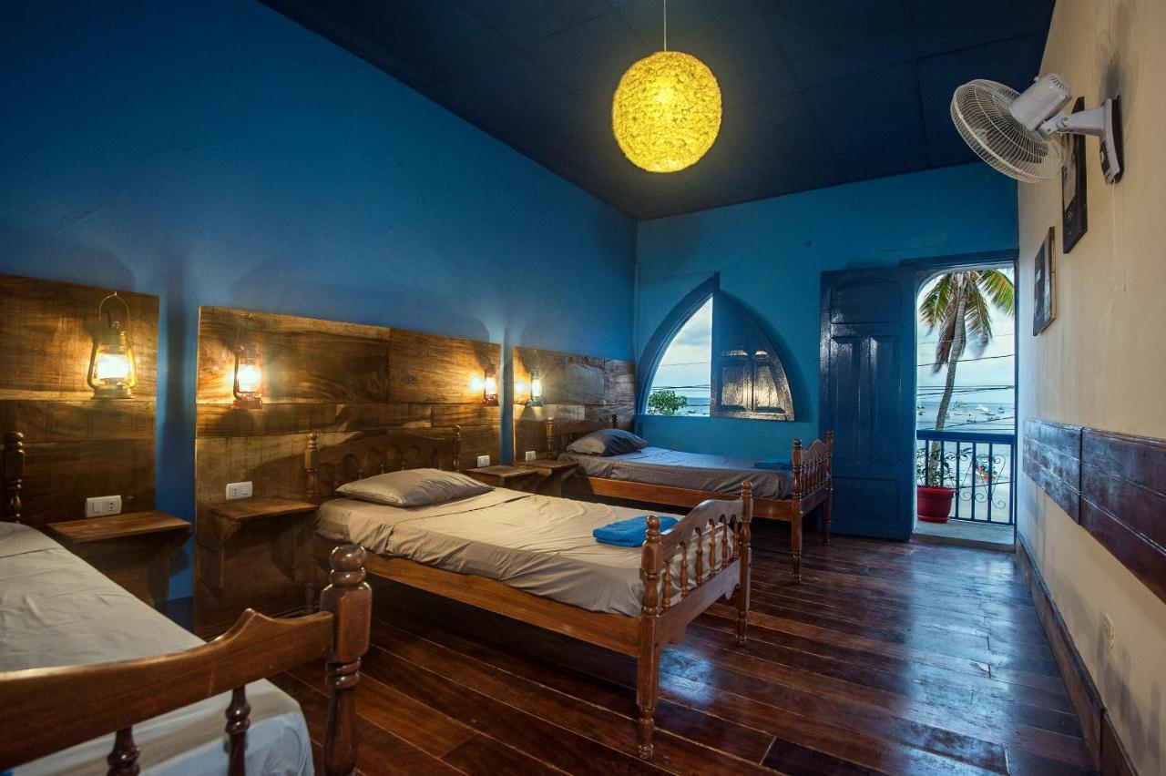 Estrella Beachfront Hotel サン・フアン・デル・スル エクステリア 写真